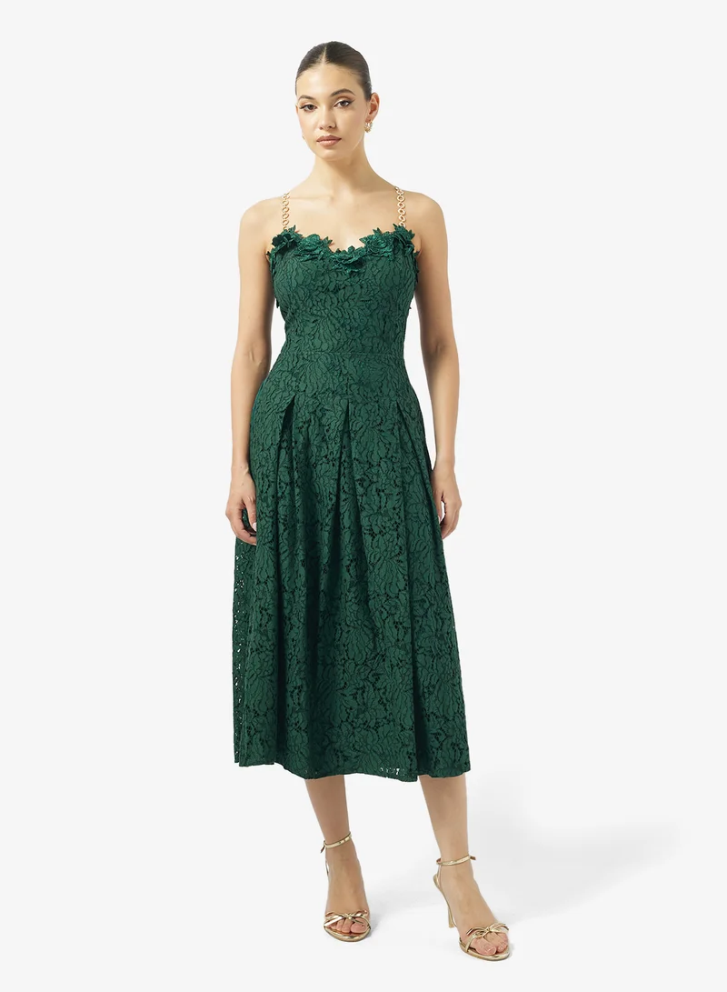 جاست مي فستان ميدي بتفاصيل دانتيل وأشرطة